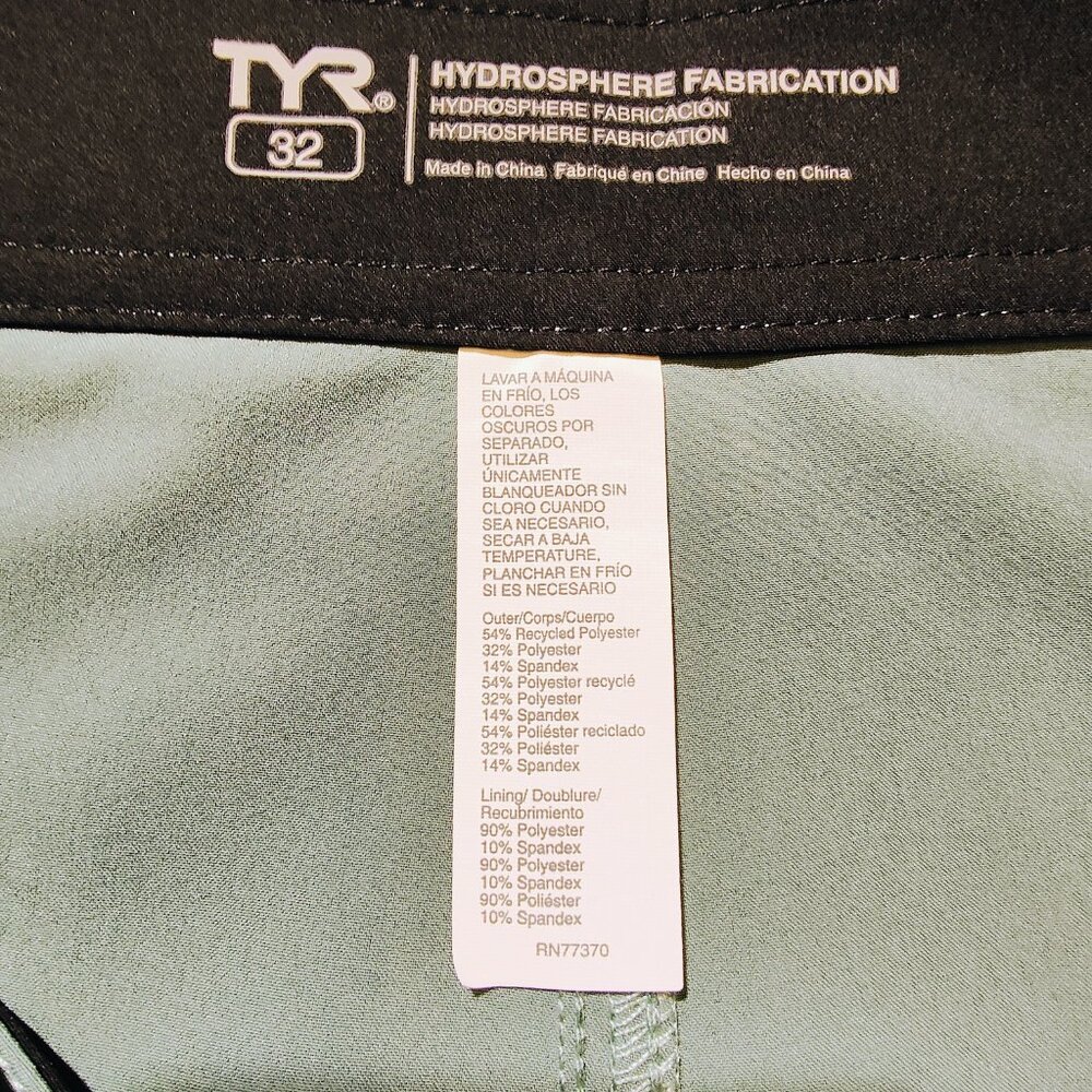 TYR Men's 32 Boardshorts NWT - Picture 6 of 7